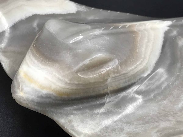 Carved and Polished Agate Model of a Sting Ray / Fish - Image 6