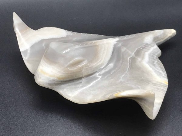 Carved and Polished Agate Model of a Sting Ray / Fish - Image 7