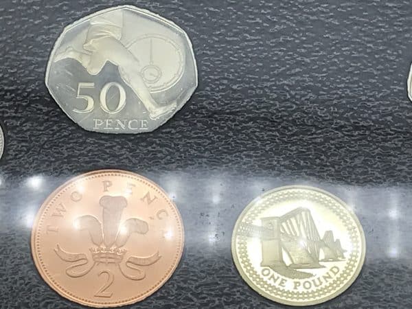 Set British Decimal Coins 2004 1P 2p 5p 10p 20p 50p £1 £2 - Image 12