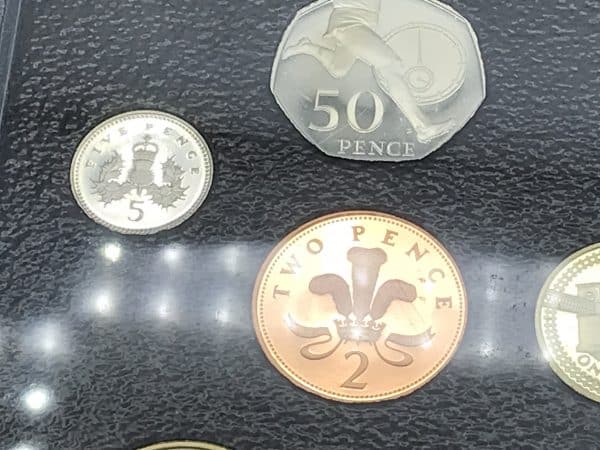 Set British Decimal Coins 2004 1P 2p 5p 10p 20p 50p £1 £2 - Image 13
