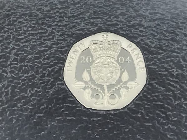 Set British Decimal Coins 2004 1P 2p 5p 10p 20p 50p £1 £2 - Image 9