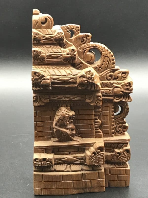 Hand-Carved Siamese Wood Bookends – Architectural Style, c.1900s - Image 5
