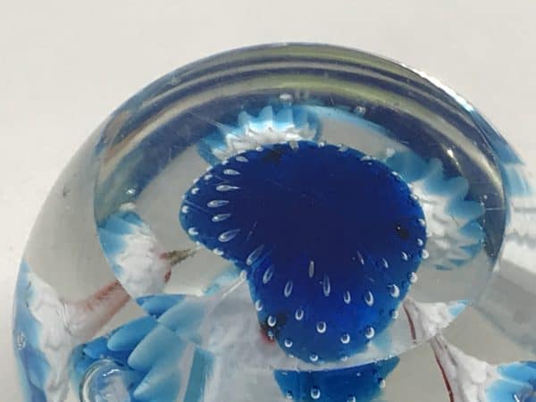 Vintage Italian Murano Glass Floral Paperweight - Image 5