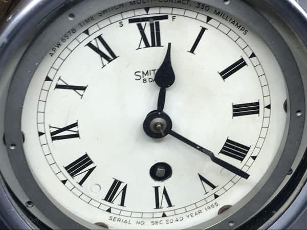 1950s Smiths APW 6578 Ship’s Bulkhead Clock – 8-Day Model (1955) - Image 2