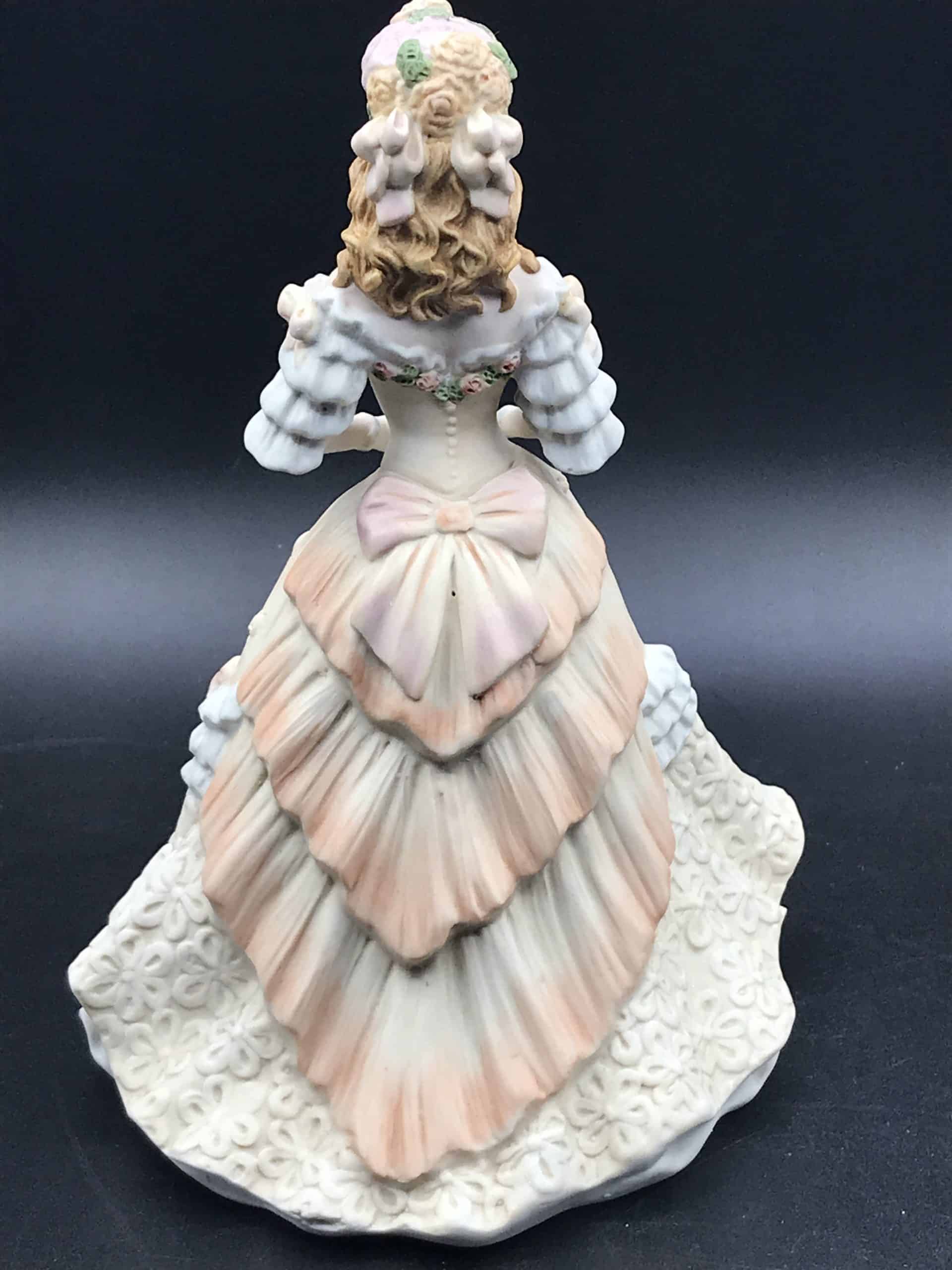 書 Coalport Figurines and Collectables COALPORT FIGURES X 2 ALICE & FLORA MINATURES EXCLUSIVELY FOR