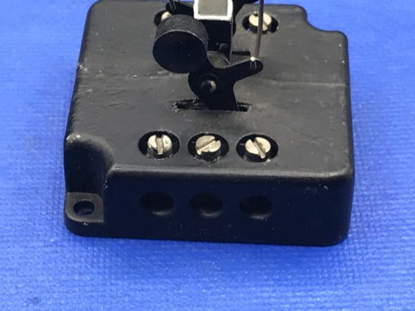 Hornby Dublo ED3 Junction Signal Distant Electrically Operated and Boxed - Image 3