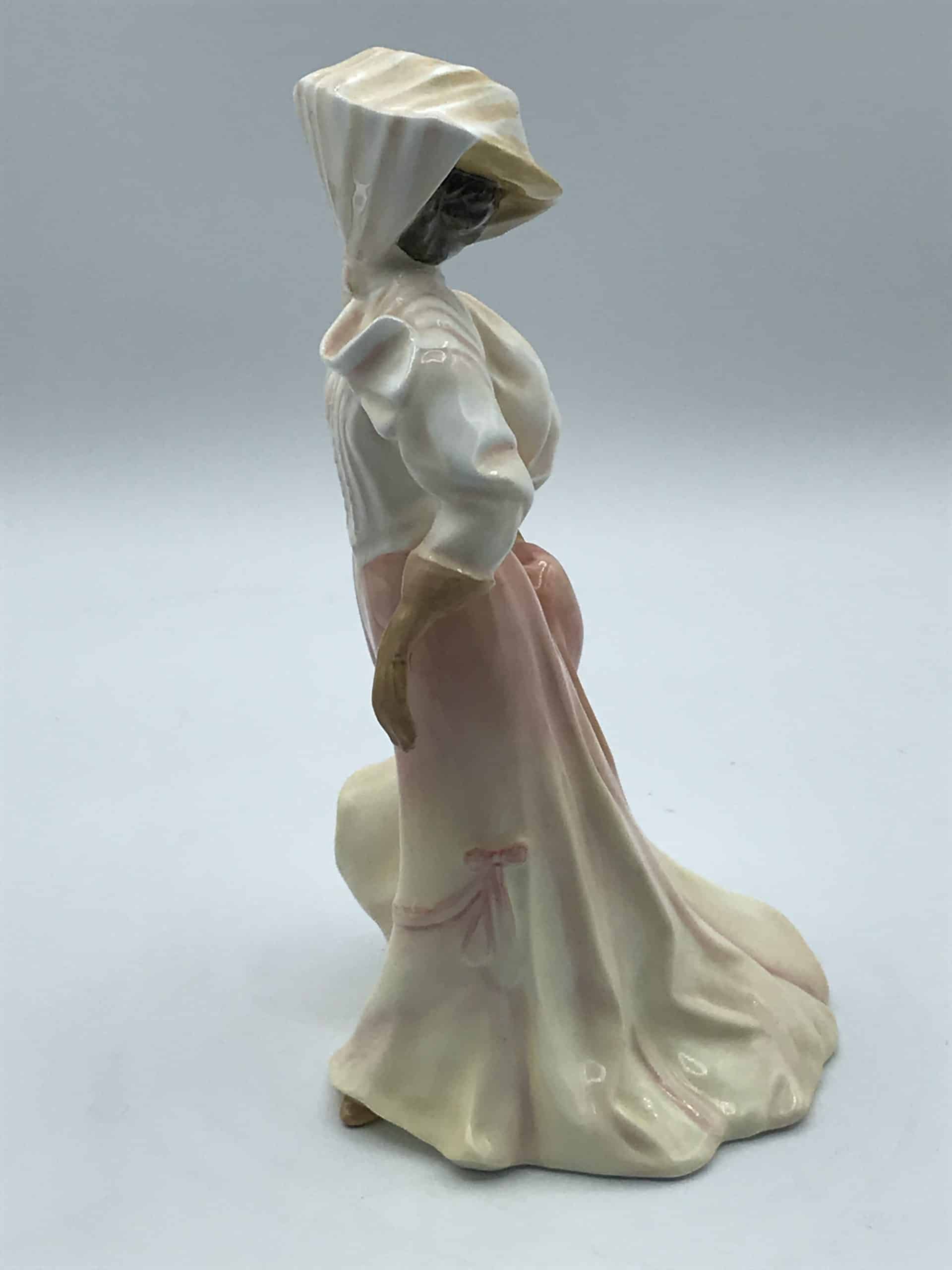 Royal Doulton Bone China Figurine The Open Road HN4161 - Image 6