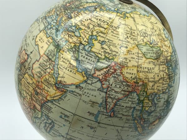 🌍 Art Deco Geographia Terrestrial Globe with Green Bakelite Base 🌍 - Image 8