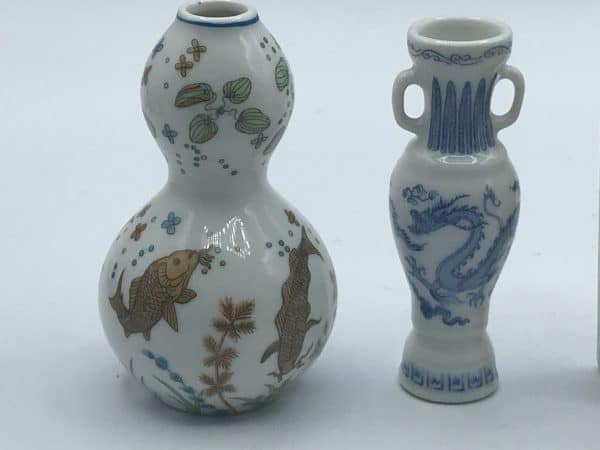 Collection Miniature Chinese Porcelain Vases - Image 9