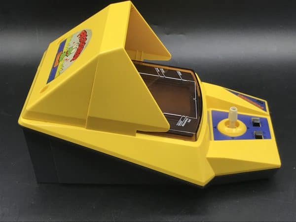 1980s Retro Japanese Electronic Game Frogger Japan - Image 6