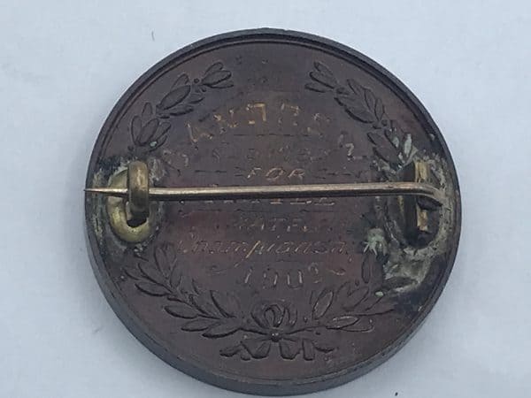 1902 VINTAGE NATIONAL CYCLISTS UNION SOUTH WALES CENTRE 1 MILES MEDAL - Image 4