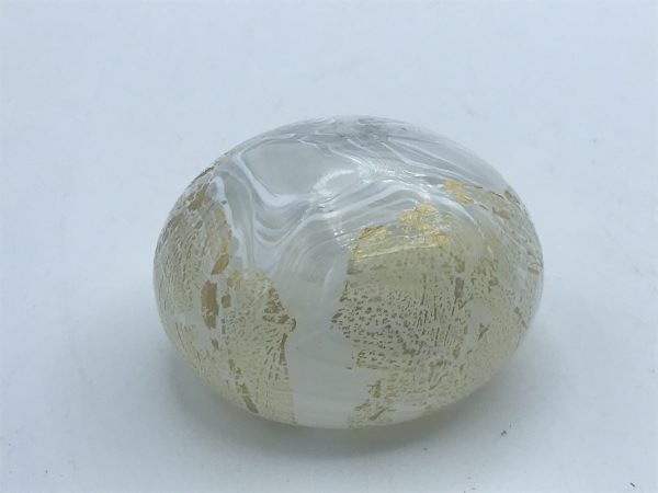 Isle Of White Glass Paperweight No2 - Image 4