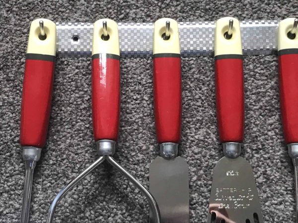 Retro Skyline Chrome Kitchen Utensil Set – Mid Century Red & Cream, Steel - Image 4