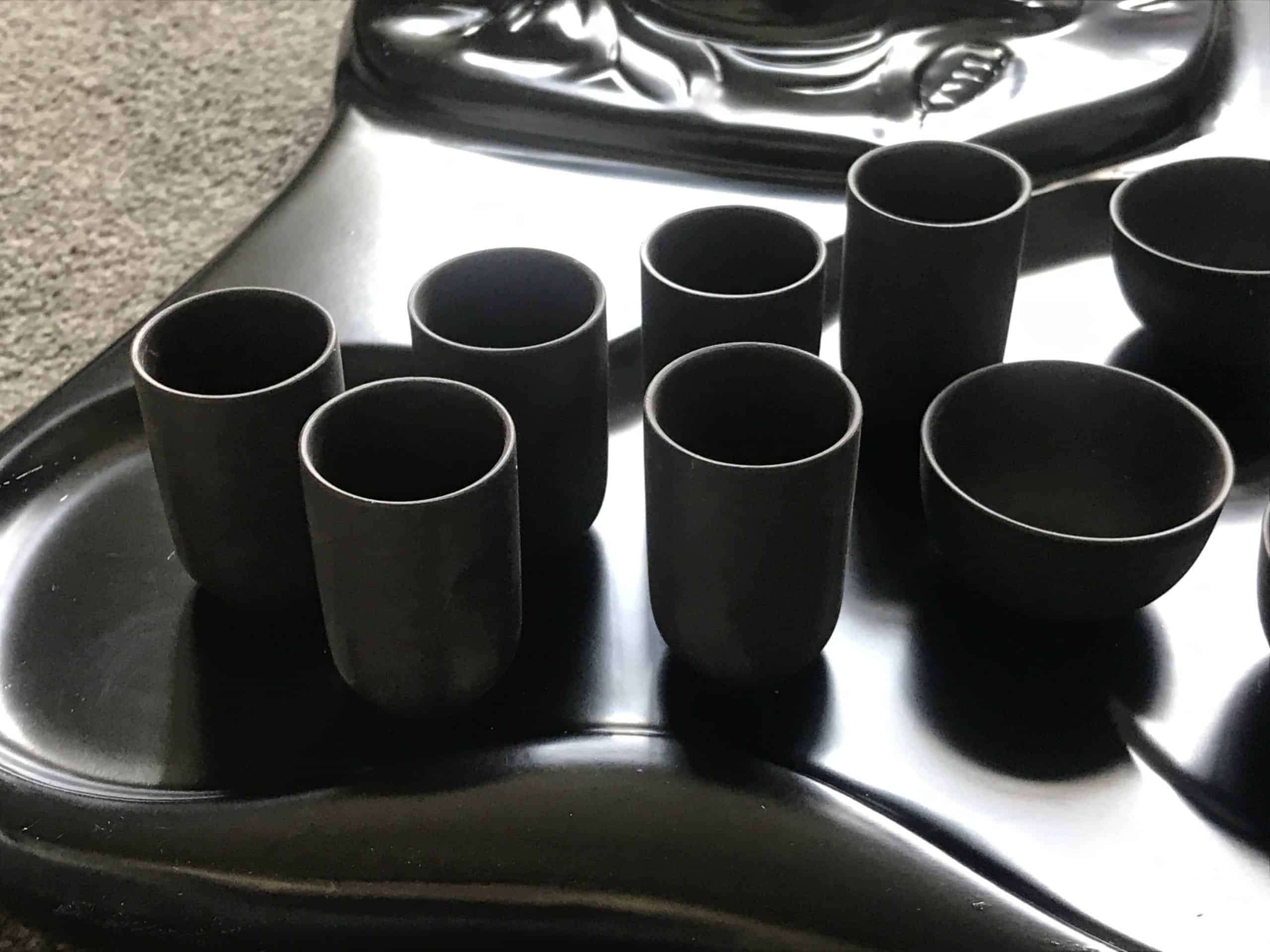 Rare Chinese Yixing Porcelain Ceremonial Tea Set (1999) – Superb Quality – Large & Heavy - Image 12