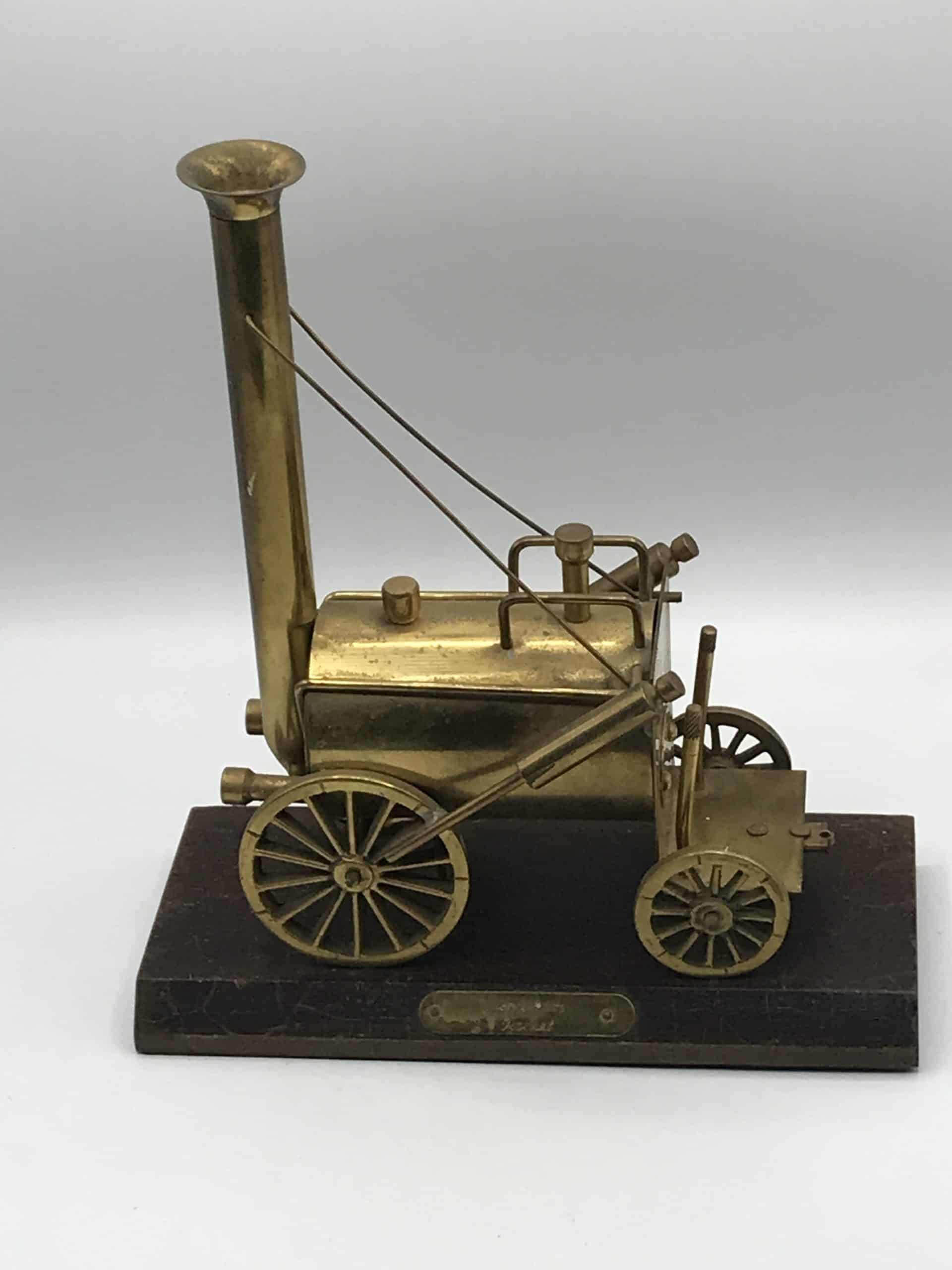Brass Model of a Stephenson's Rocket - Image 3
