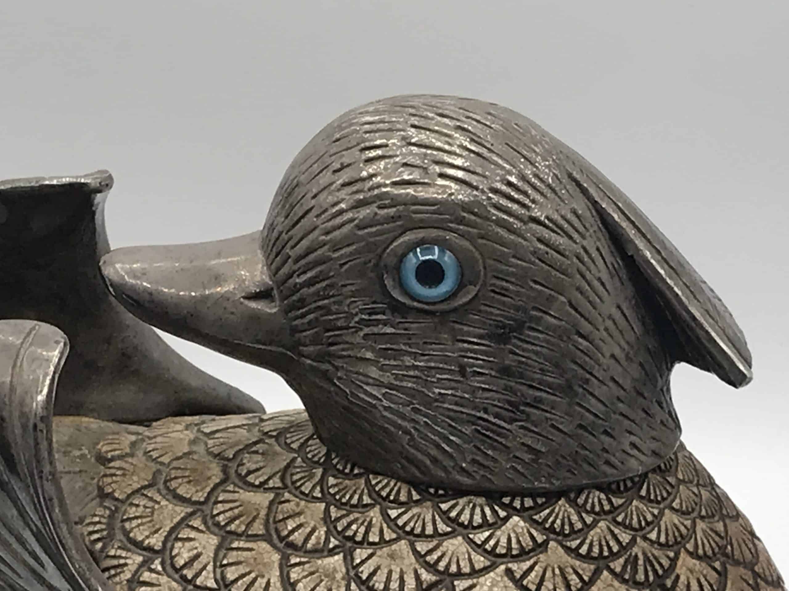 Vintage Chinese Lacquer Duck Box with Pewter Head, Wings & Glass Eyes – Ornate 20th Century Decorative Piece - Image 4