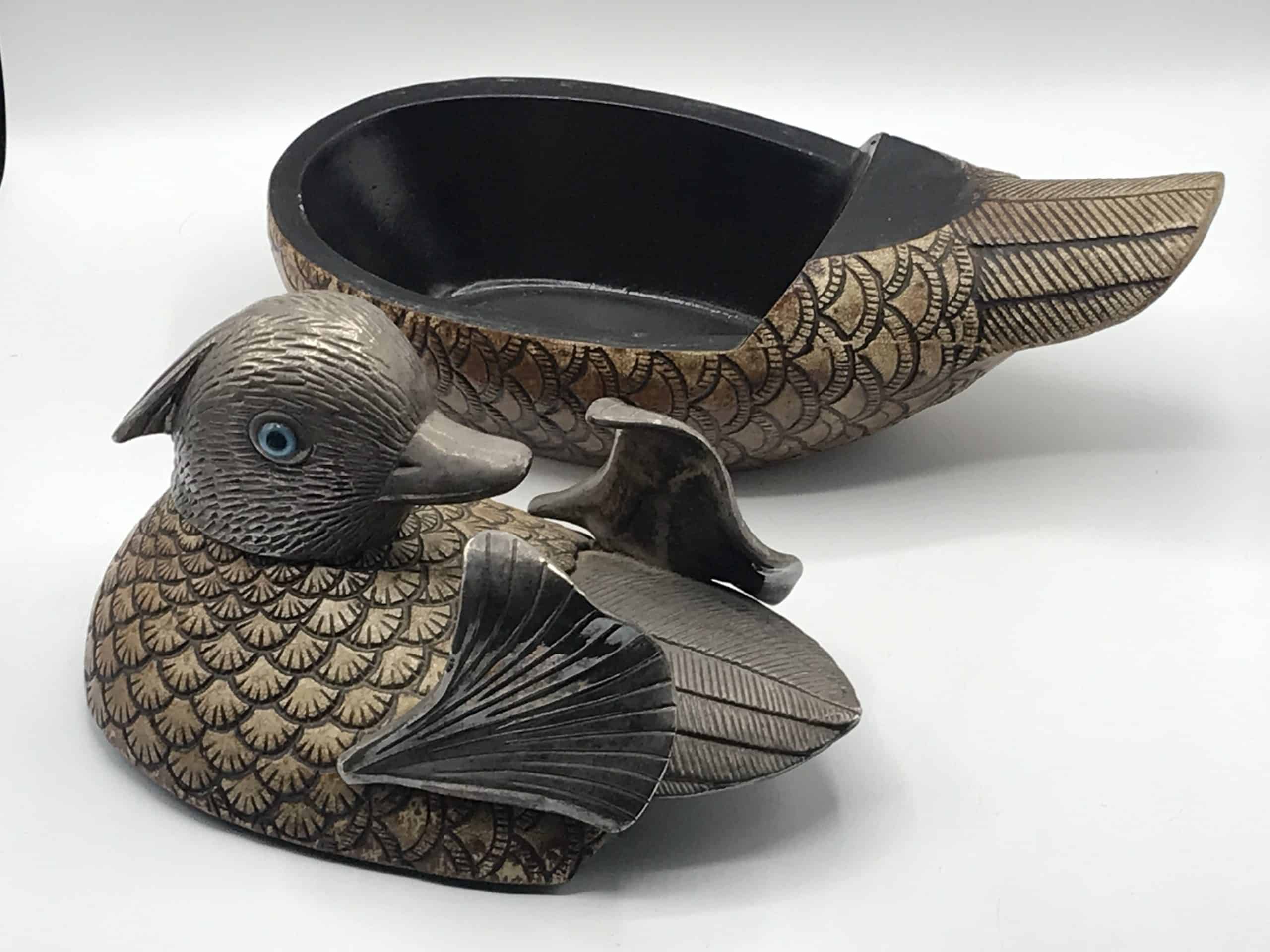Vintage Chinese Lacquer Duck Box with Pewter Head, Wings & Glass Eyes – Ornate 20th Century Decorative Piece - Image 6