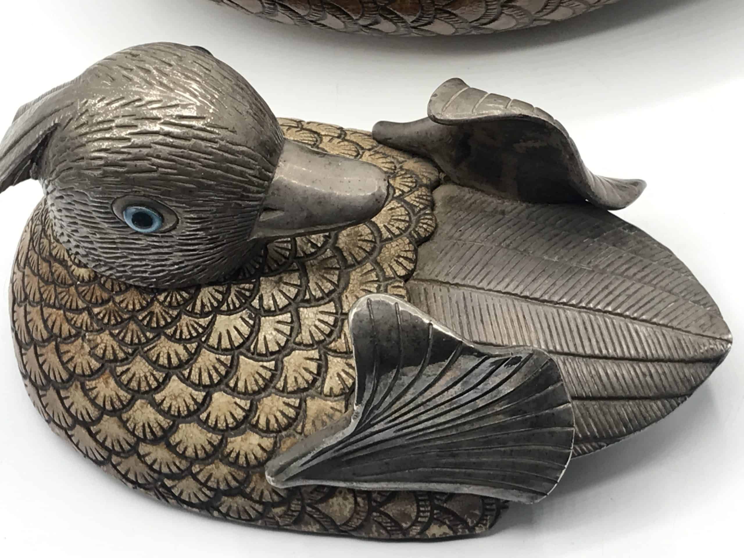 Vintage Chinese Lacquer Duck Box with Pewter Head, Wings & Glass Eyes – Ornate 20th Century Decorative Piece - Image 7