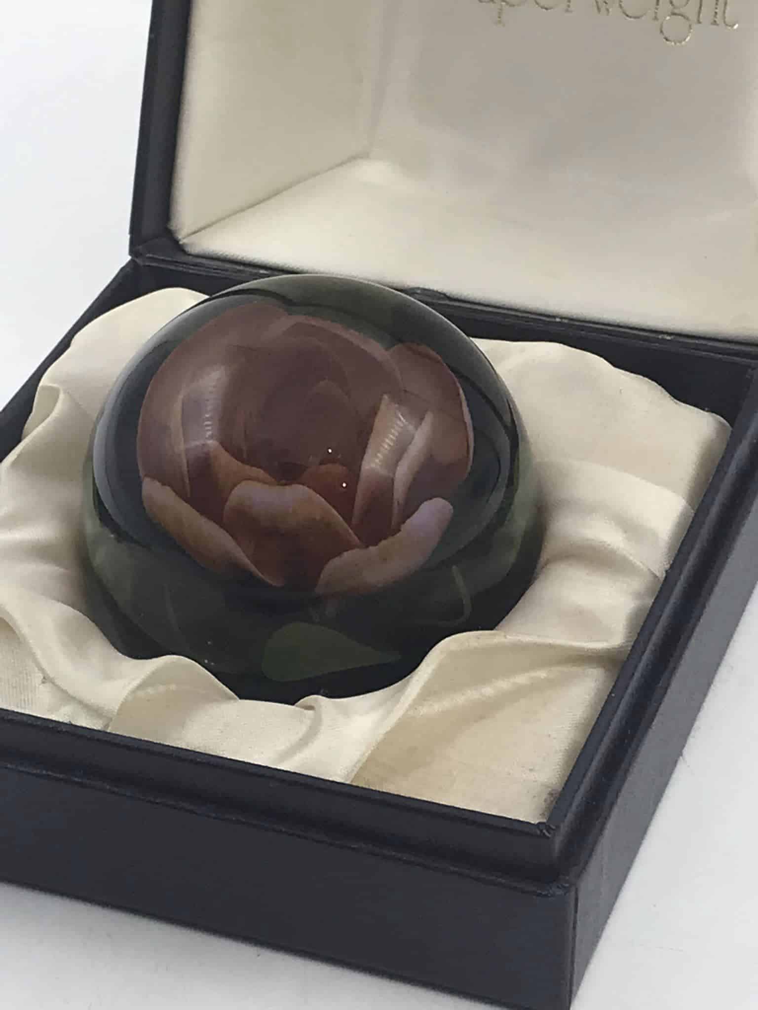 Rare Limited Edition of 250 Caithness Crystal Glass Paperweight - Image 7
