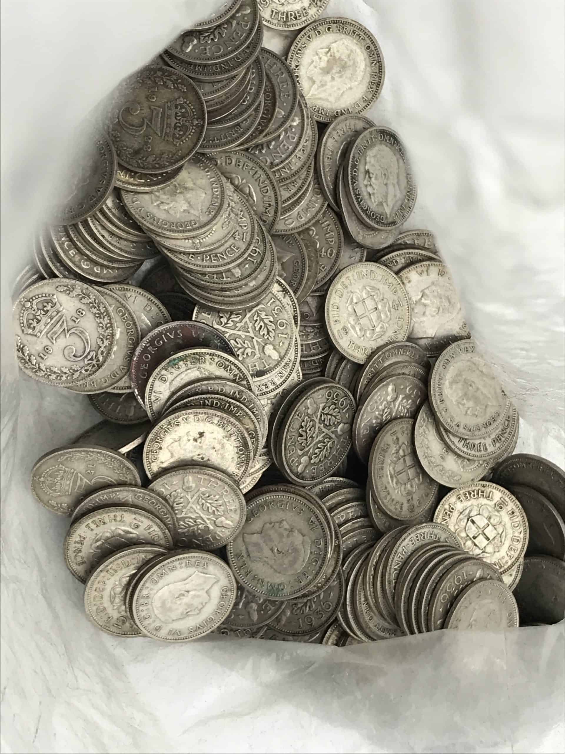 Large Bulk Lot of Pre-1946 Silver Threepence Coins – Approx. 260 Coins (362g) | Investment or Collectors' Lot