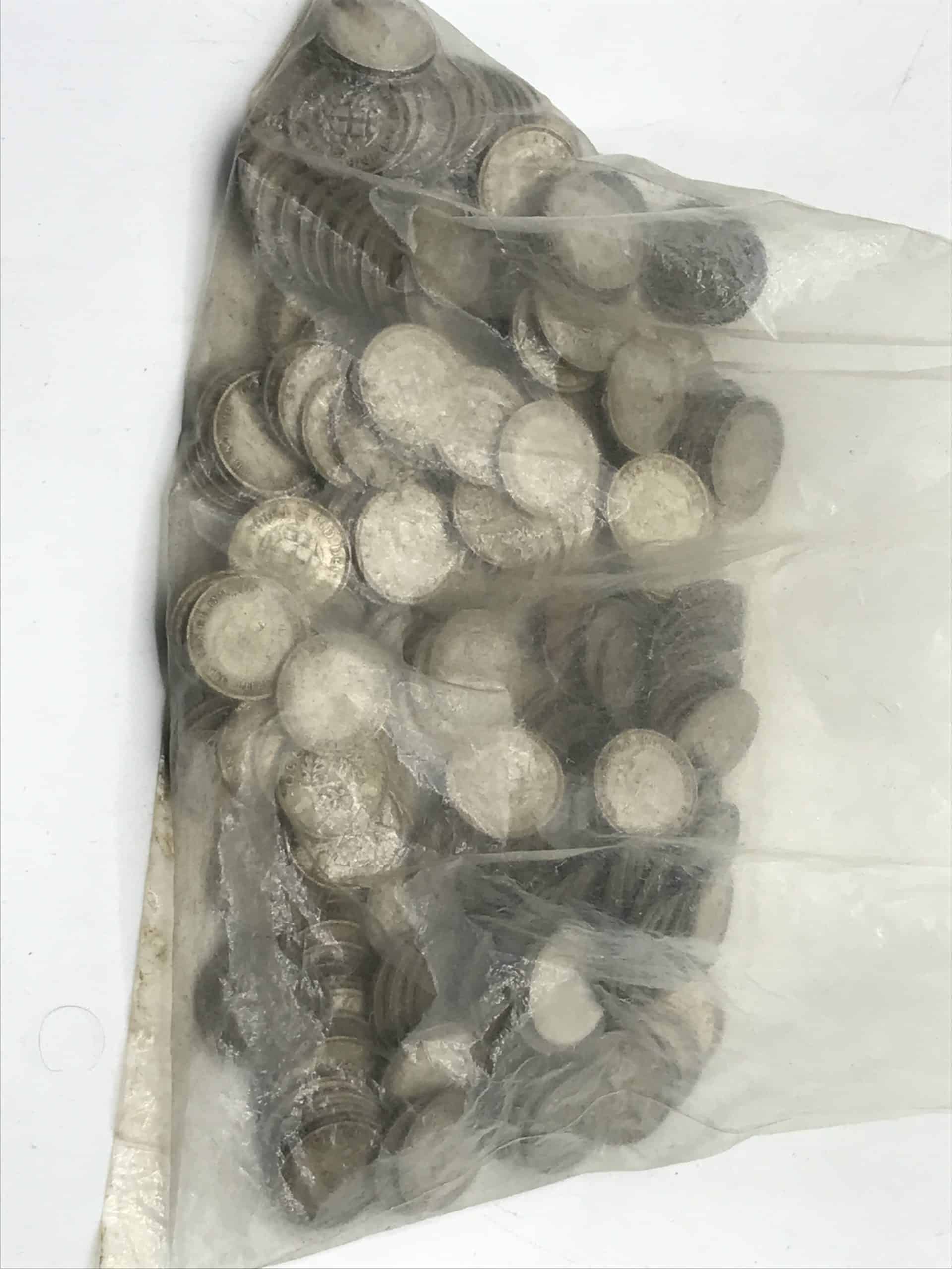 Large Bulk Lot of Pre-1946 Silver Threepence Coins – Approx. 260 Coins (362g) | Investment or Collectors' Lot - Image 3