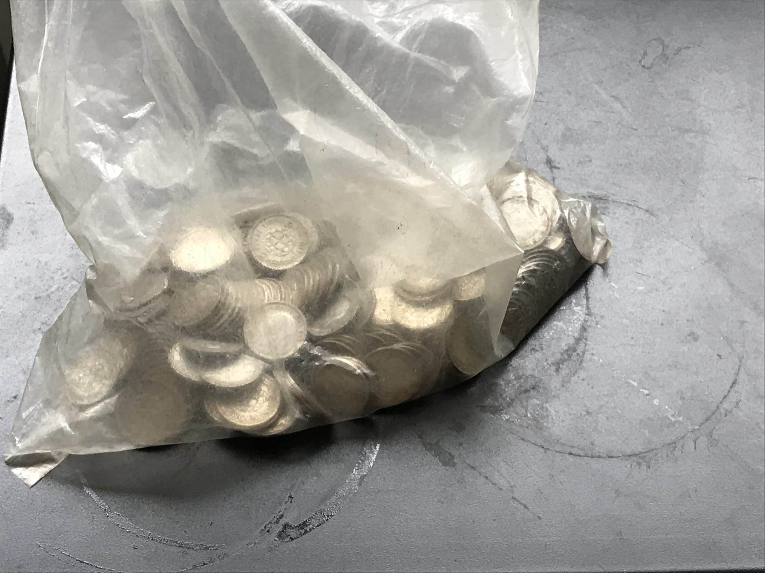 Large Bulk Lot of Pre-1946 Silver Threepence Coins – Approx. 260 Coins (362g) | Investment or Collectors' Lot - Image 8