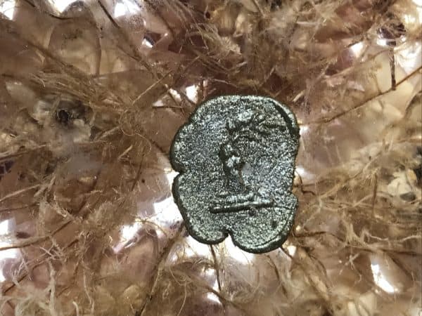 Large Vintage Dried Flower Lucite Paperweight - Image 6