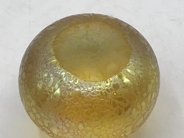 Vintage Heron Iridescent Glass Paperweight - Image 5