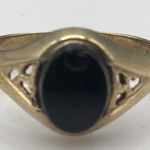 9ct Gold Signet Ring Onyx Size S 1/2