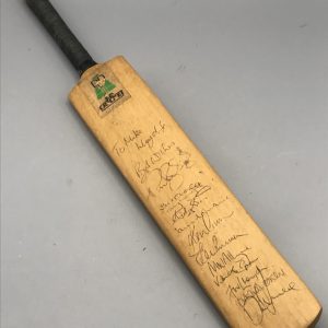 Wooden Signed Cricket Bat with Multiple Autographs – Charity Memorabilia Gloucester ?