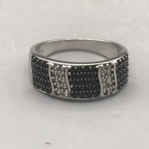 Sterling Silver Band Ring with Black & White Stones – TGGC Design