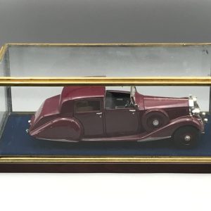 Danbury Mint Die-Cast Rolls-Royce Phantom III Sedanca de Ville Model Car – 1938 Garnet Finish
