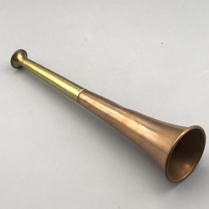 Vintage Copper and Brass Hunting Horn – Traditional Equestrian Piece