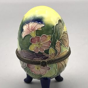 Hand-Painted Ceramic Egg Trinket Box – Old Tupton Ware Floral Design