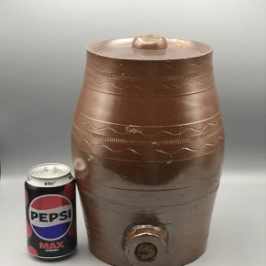 Stoneware Barrel with Lid – Salt-Glazed Storage Vessel Classic